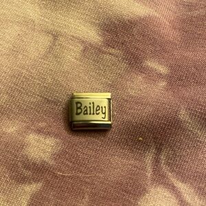 Dolce Oro Gold Square Charm. Nomination compatible.